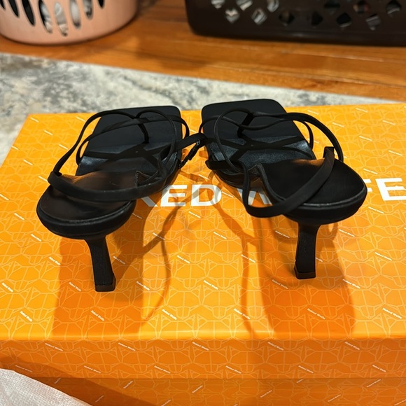 Strap Kitten Heels - Picture 4 of 4